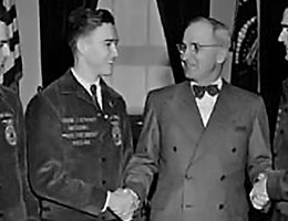 President Harry S. Truman (center) with national officers of Future Farmers of America, June 18, 1946