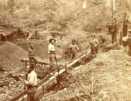 Miners use a flume in the Dakota Territory, 1876
